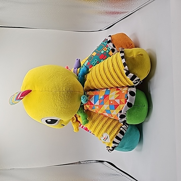 Lamaze Octotunes Yellow Octopus Musical Baby Early Developmental Toy Tomy Handle - Picture 2 of 6